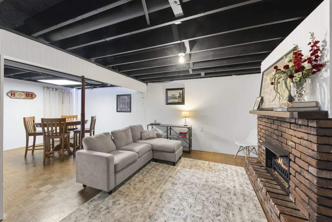 Photo of 888 Shady Lane