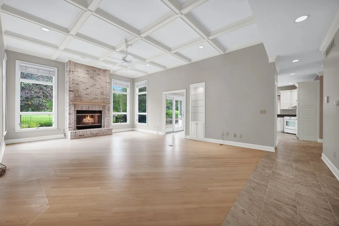 Photo of 2109 Hackberry Road