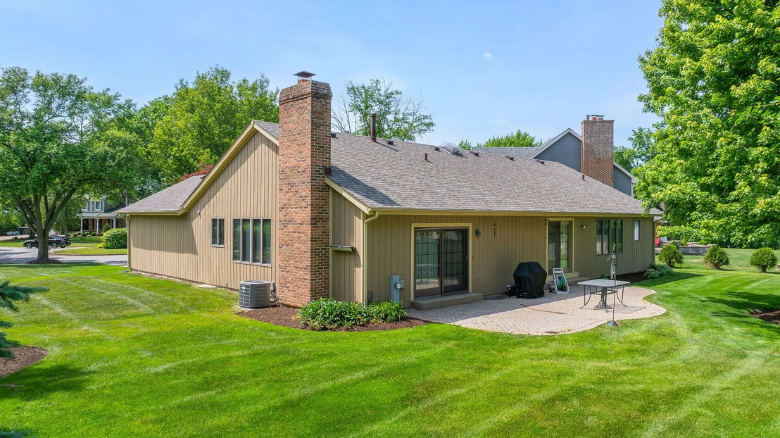 Photo of 674 Honeysuckle Drive