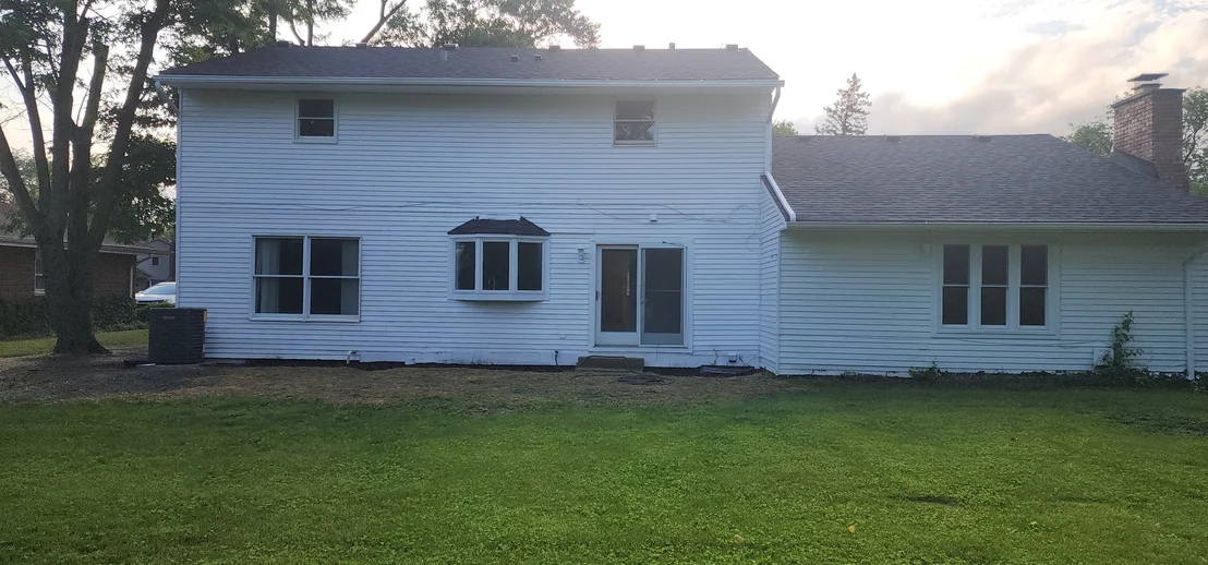 Photo of 1421 Lawrence Crescent