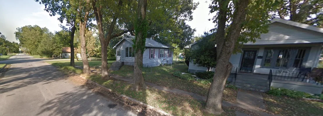 Photo of 228 N Reader Street