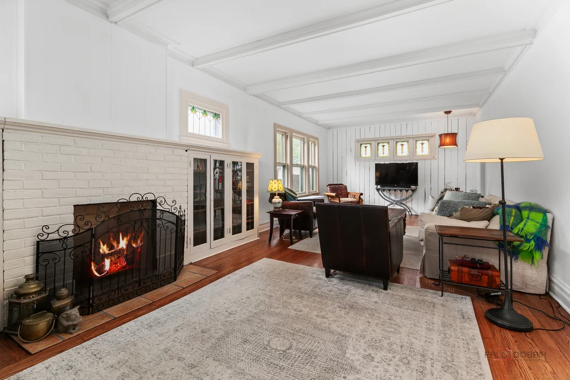Photo of 136 Washington Circle