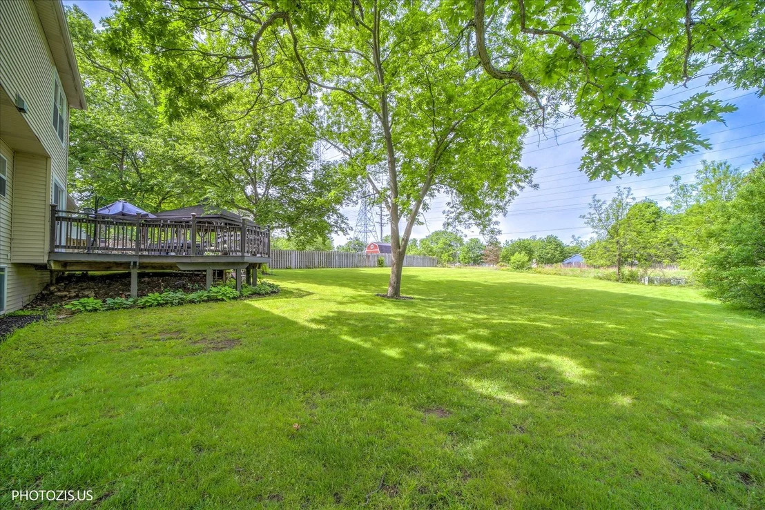 Photo of 80 CHESTNUT Court