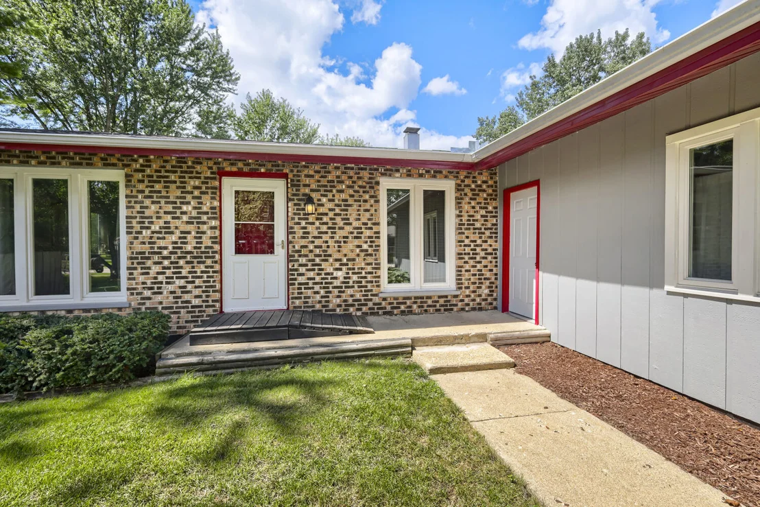 Photo of 98 Brookside Drive