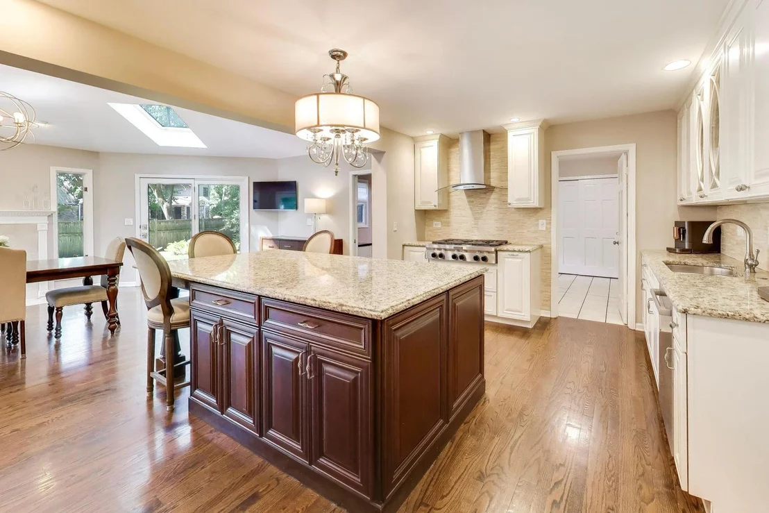 Photo of 3139 HEMLOCK Lane