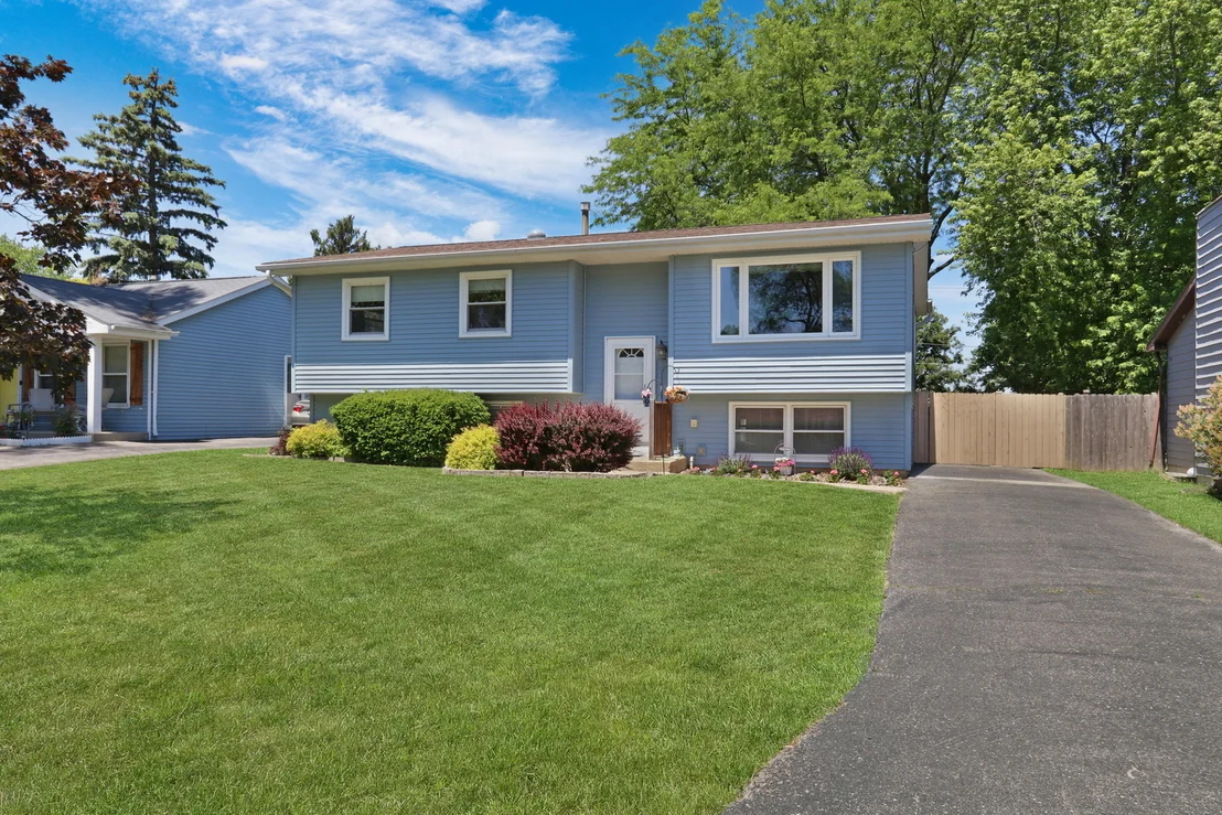 Photo of 471 Linden Lane