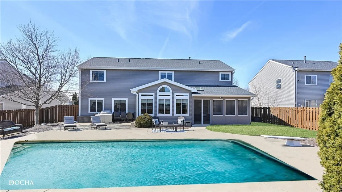 Photo of 420 Raintree Drive