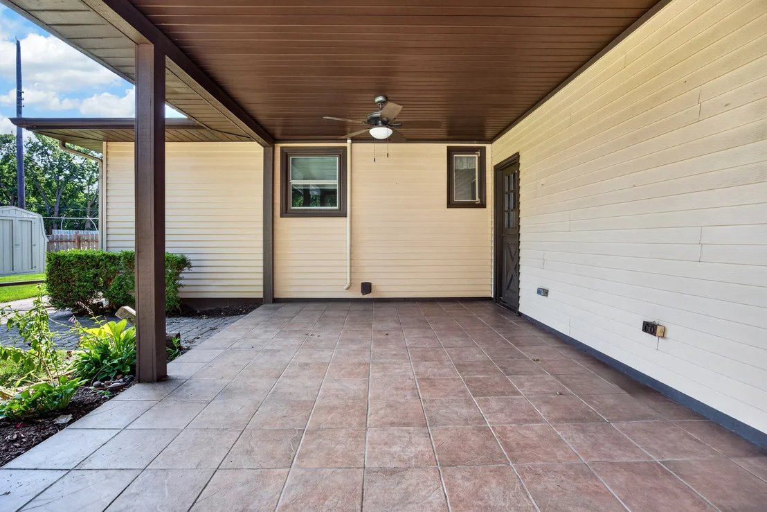 Photo of 1204 Searle Drive