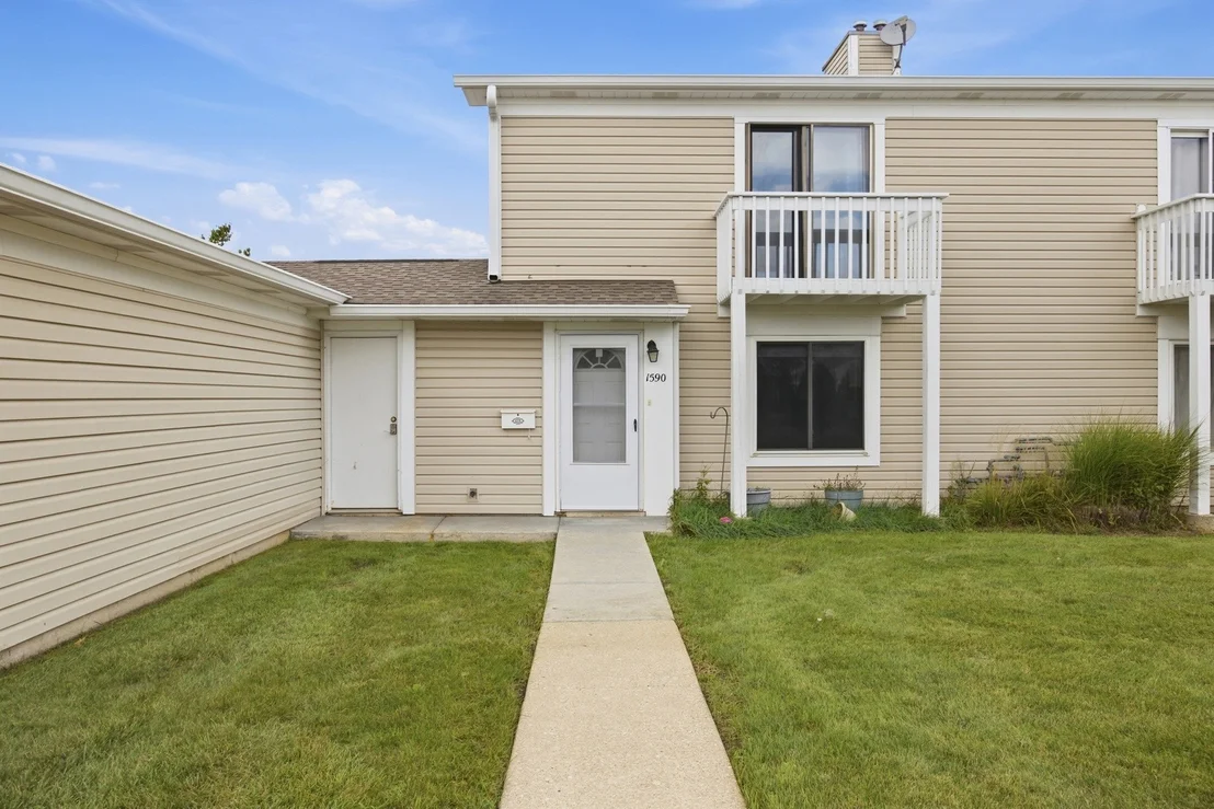 Photo of Unit 1 at 1590 Cornell Circle