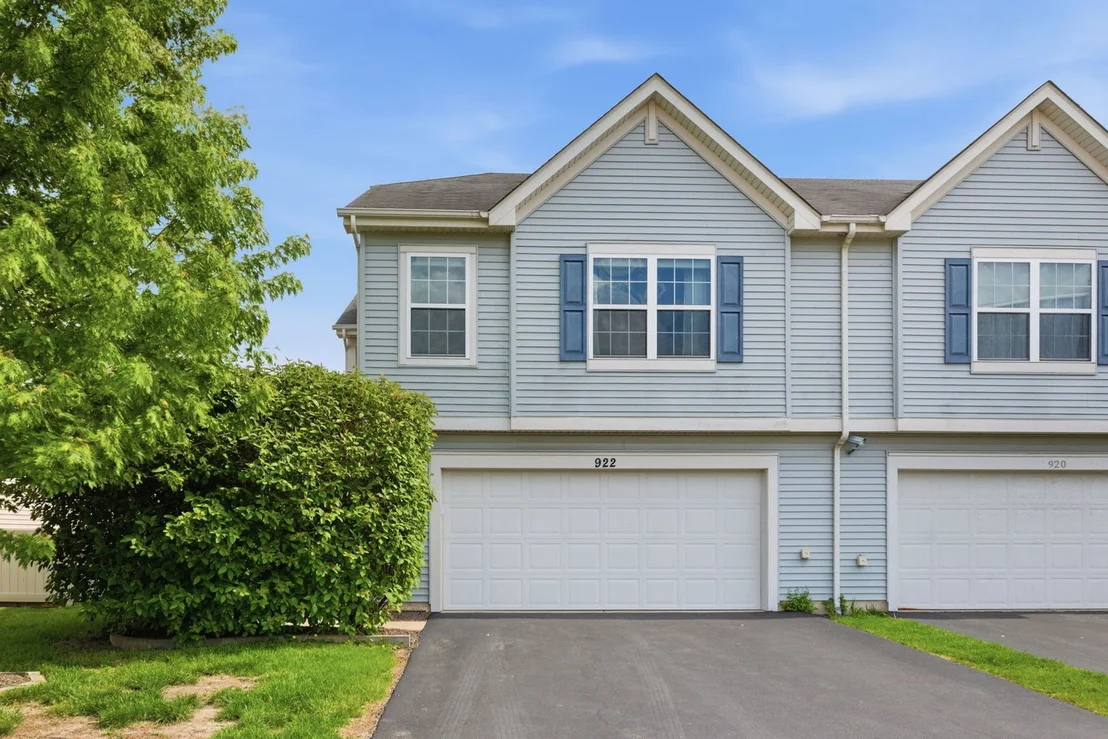 Photo of 922 Saddle Ridge Drive