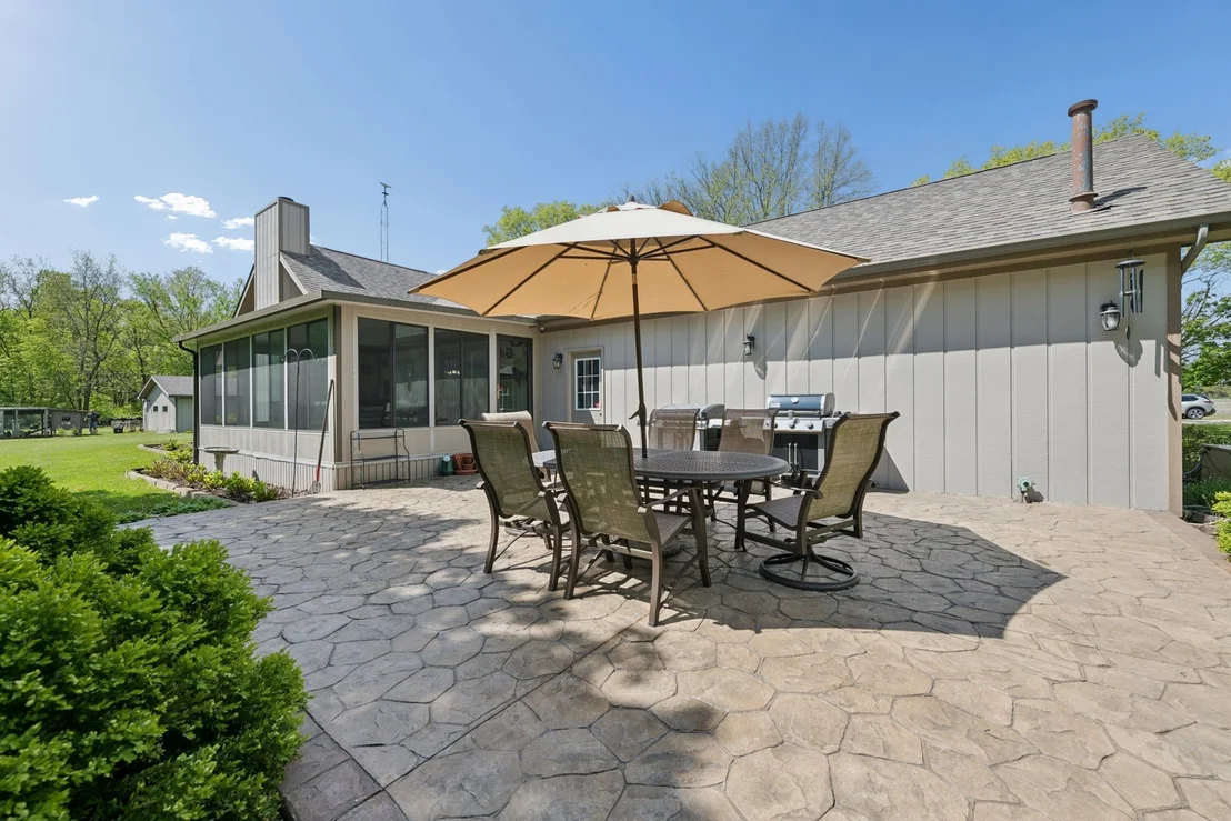 Photo of 9590 Brown Road