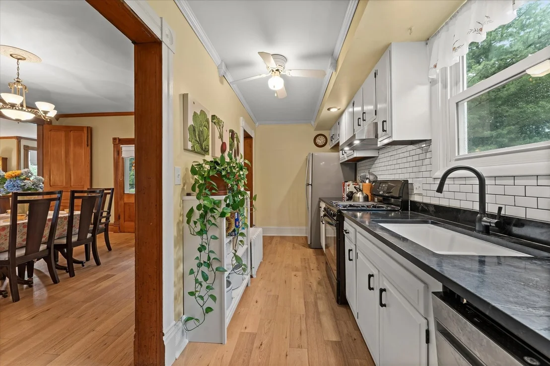 Photo of 321 N High Street