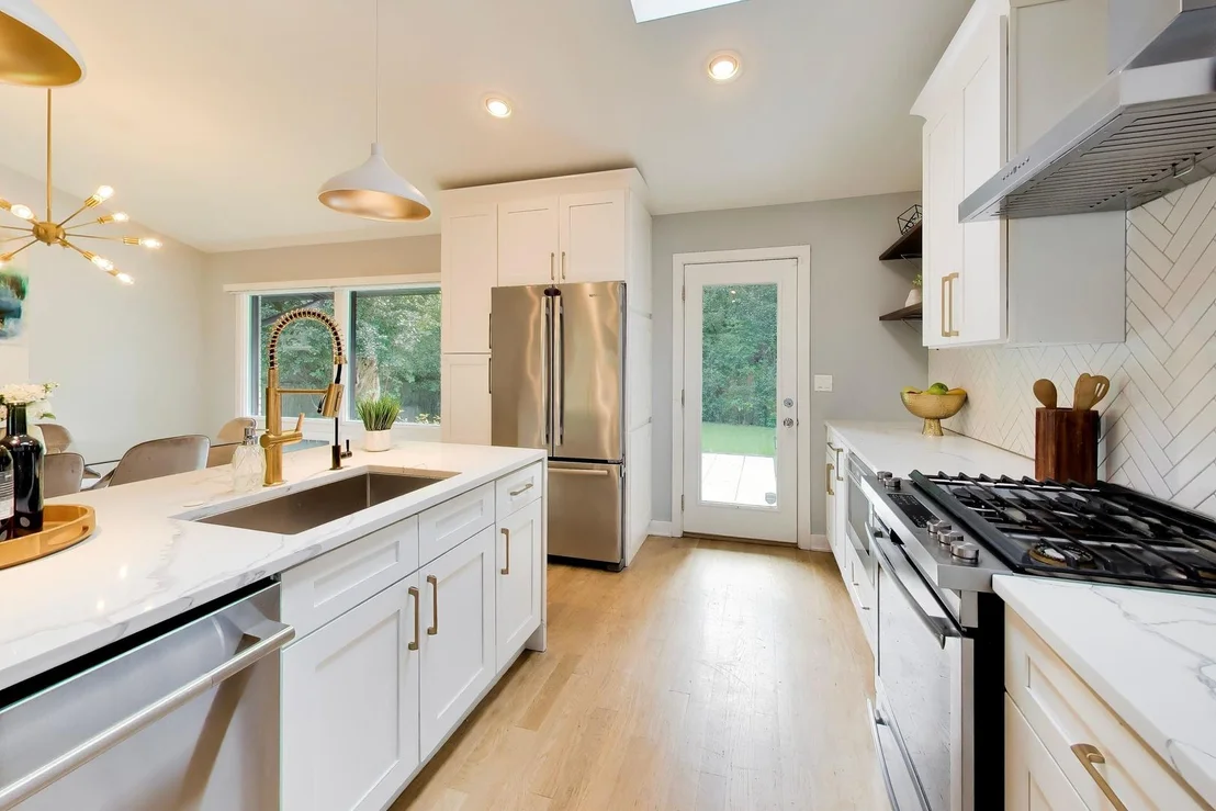 Photo of 1005 FORESTWAY Drive