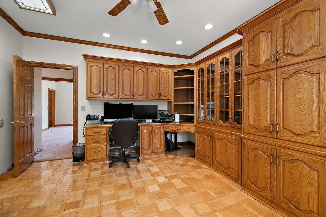 Photo of 284 Barrington Lane