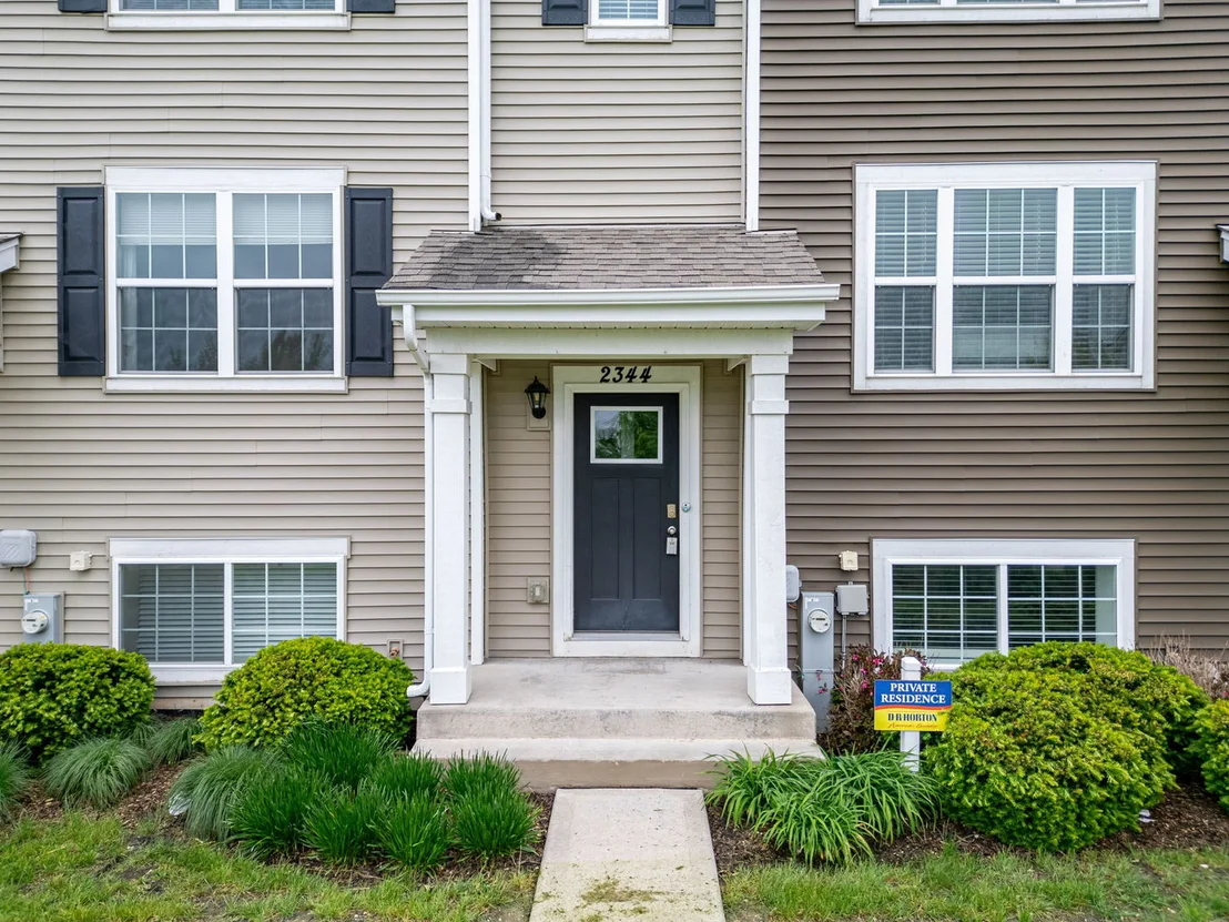 Photo of 2344 Alison Avenue
