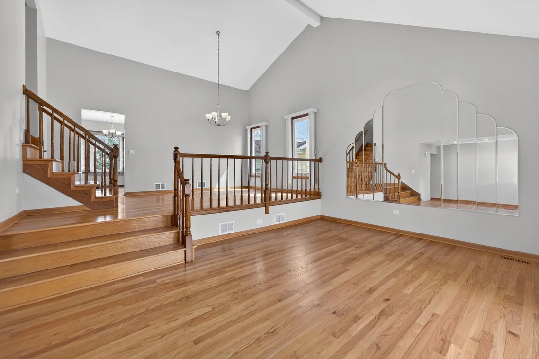 Photo of 1281 Scarlet Drive