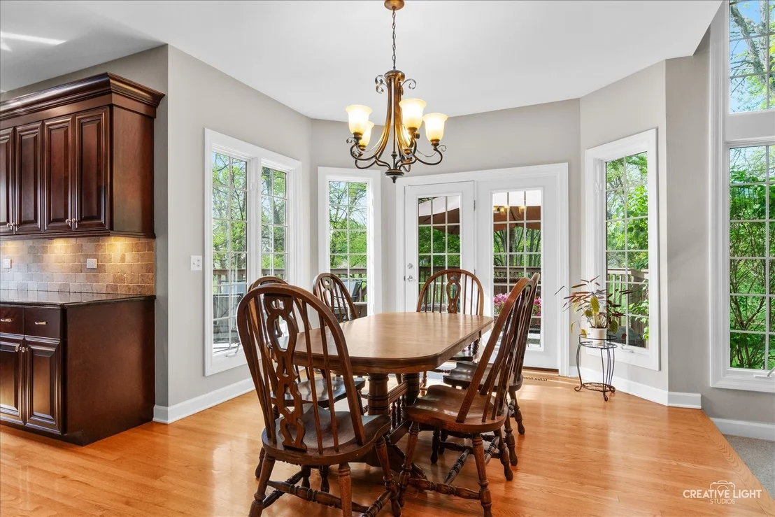 Photo of 1728 Robert Lane
