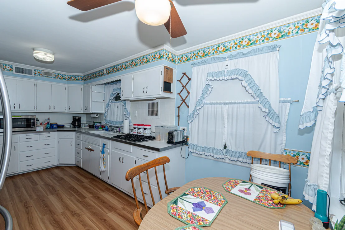 Photo of 22 GALE Avenue