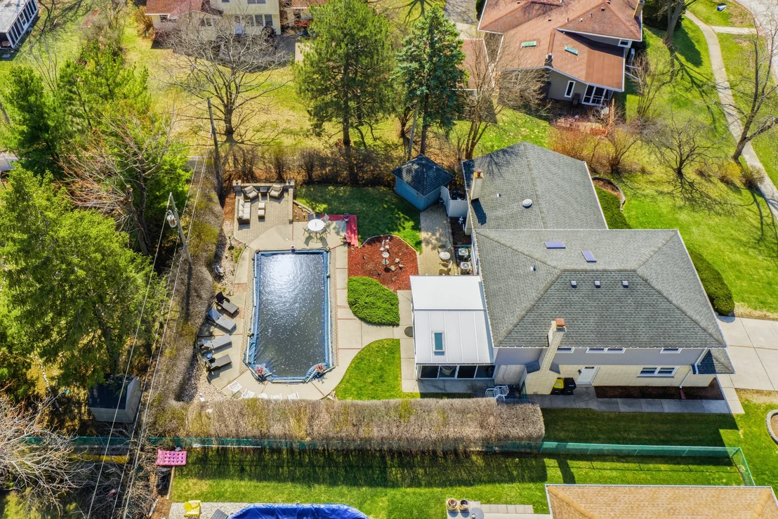 Photo of 715 Pinecroft Drive
