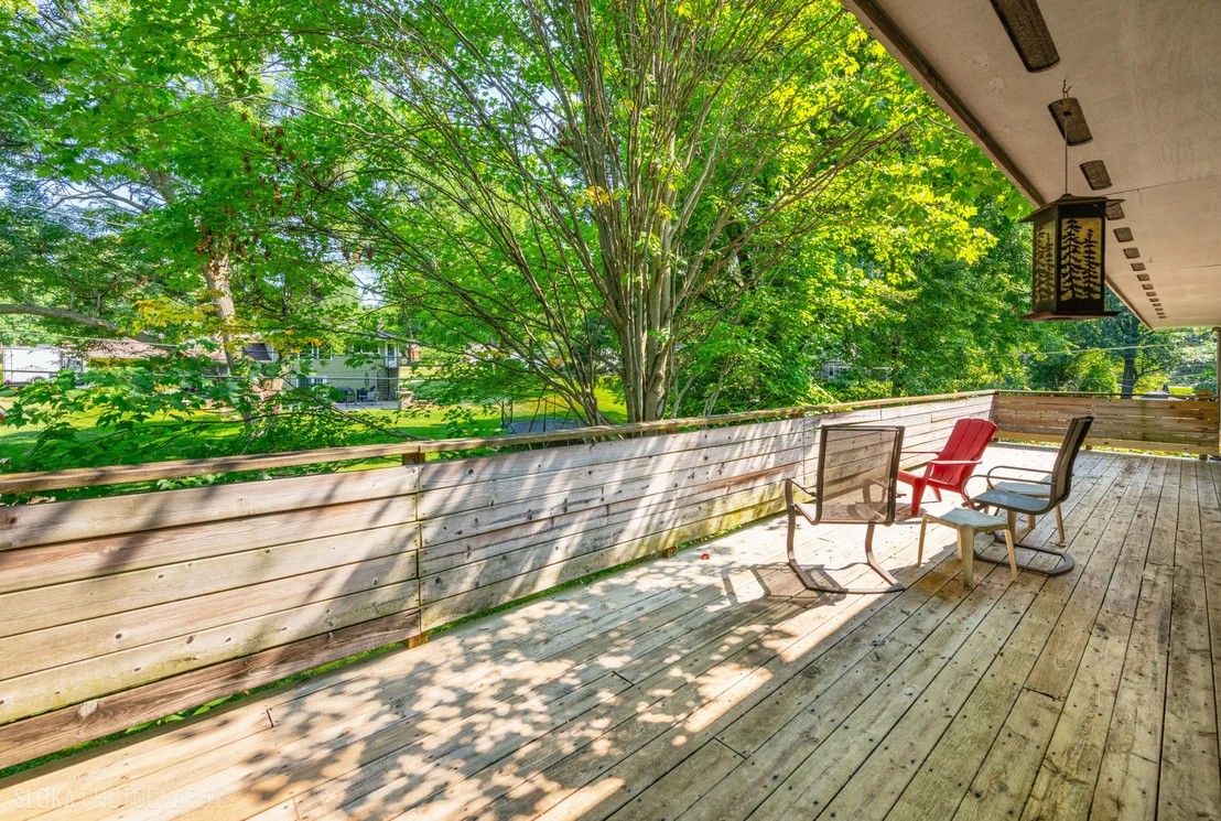 Photo of 6914 Meadow Drive