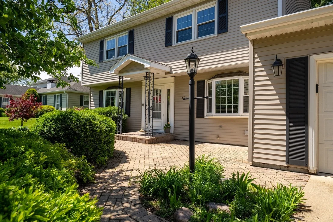 Photo of 501 Augustine Way