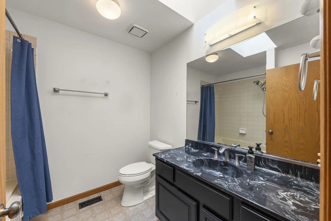 Photo of 1161 Wakefield Lane