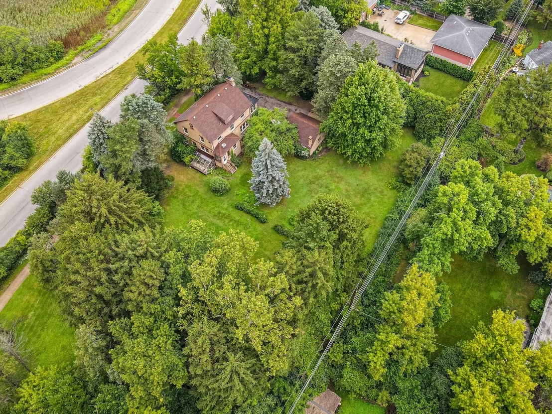 Photo of 1324 Fredrickson Place