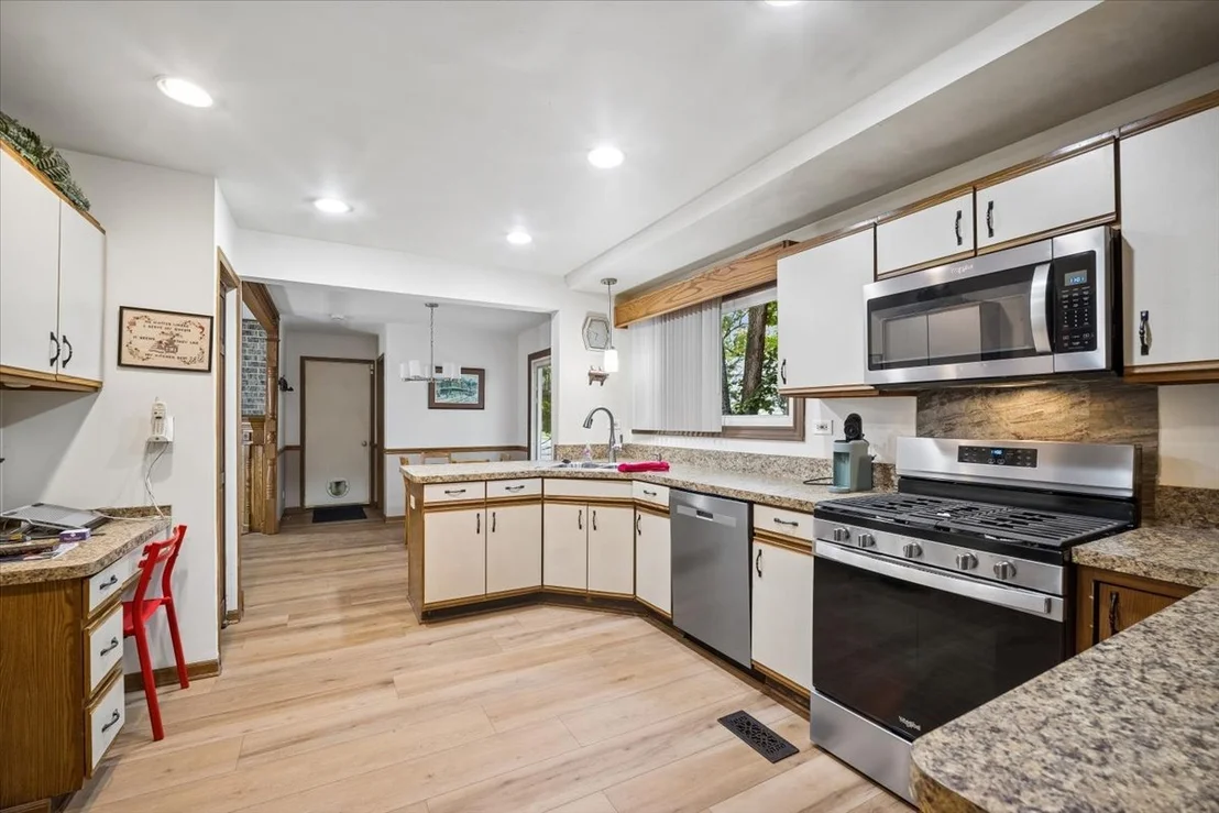 Photo of 726 Dorchester Drive