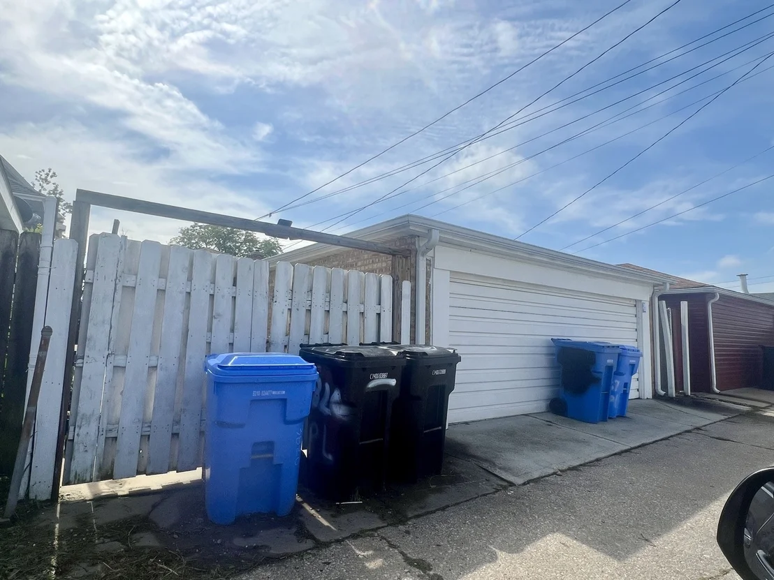 Photo of 3820 W 57th Place