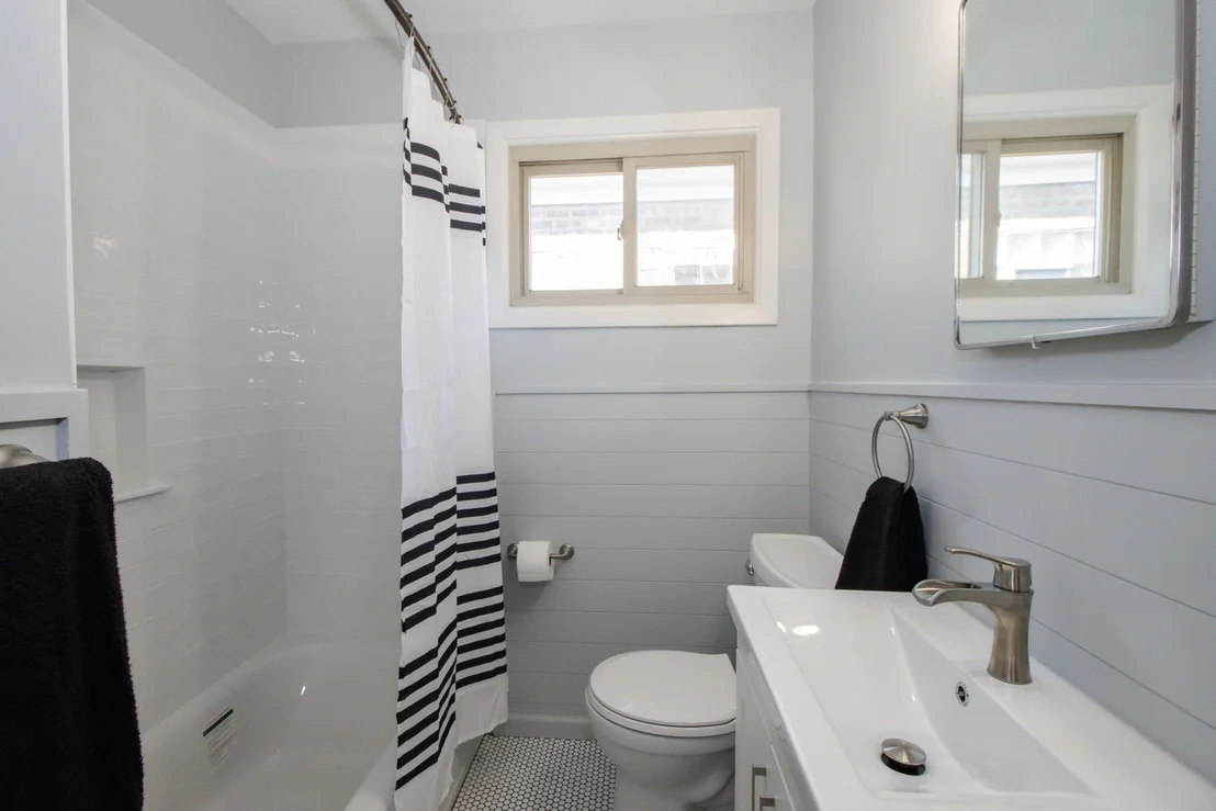 Photo of 2337 Park Avenue