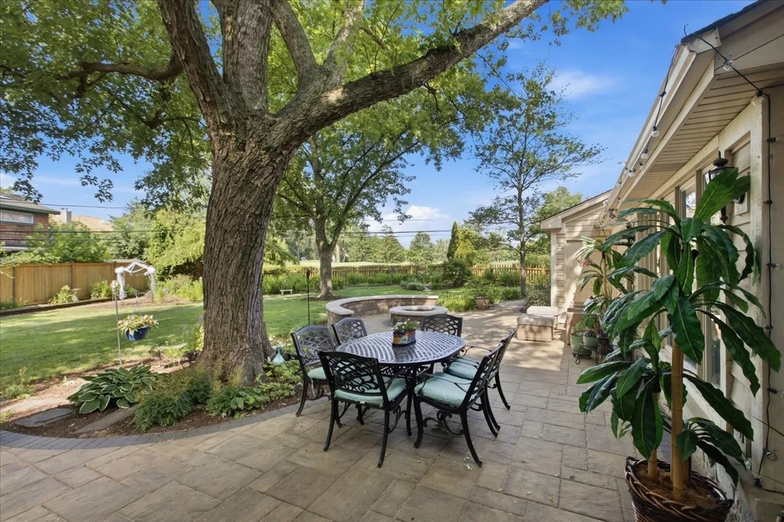 Photo of 2501 Robincrest Lane