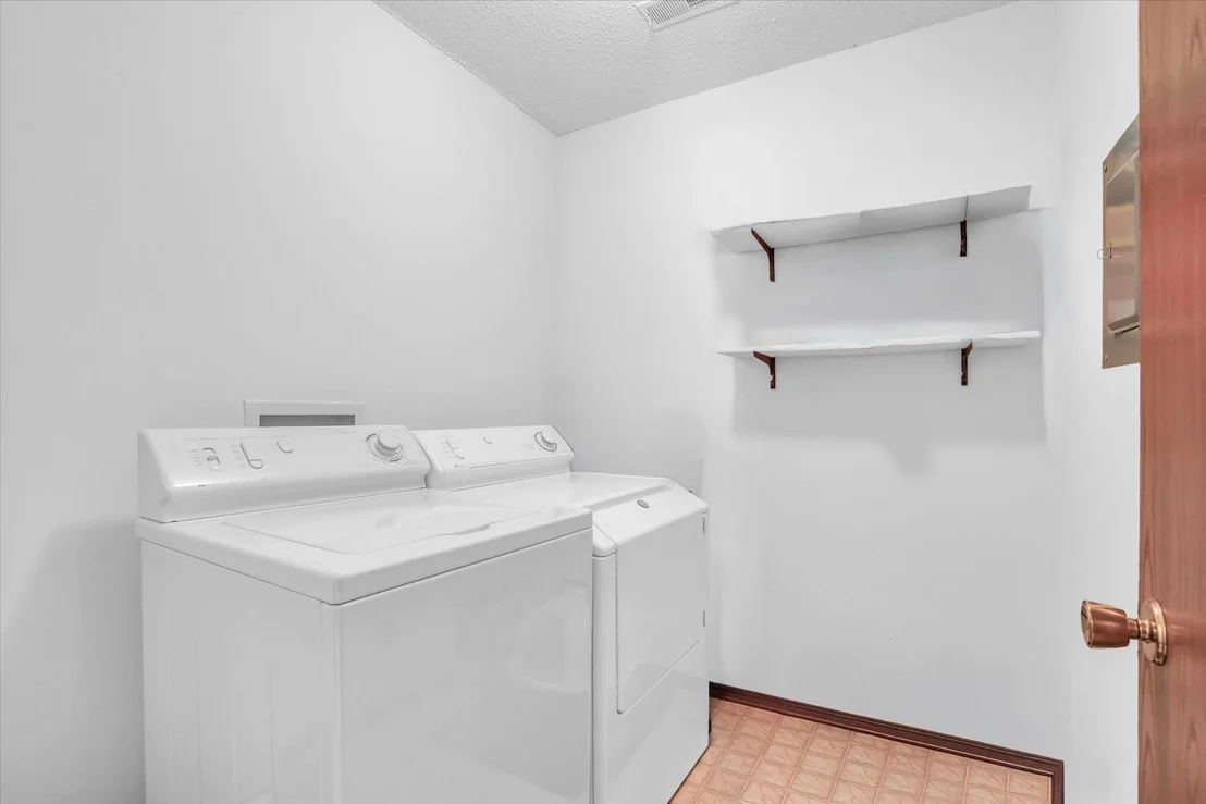 Photo of Unit 2108 at 2108 Sunview Drive