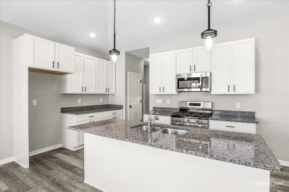 Photo of 427 Riverbend Drive