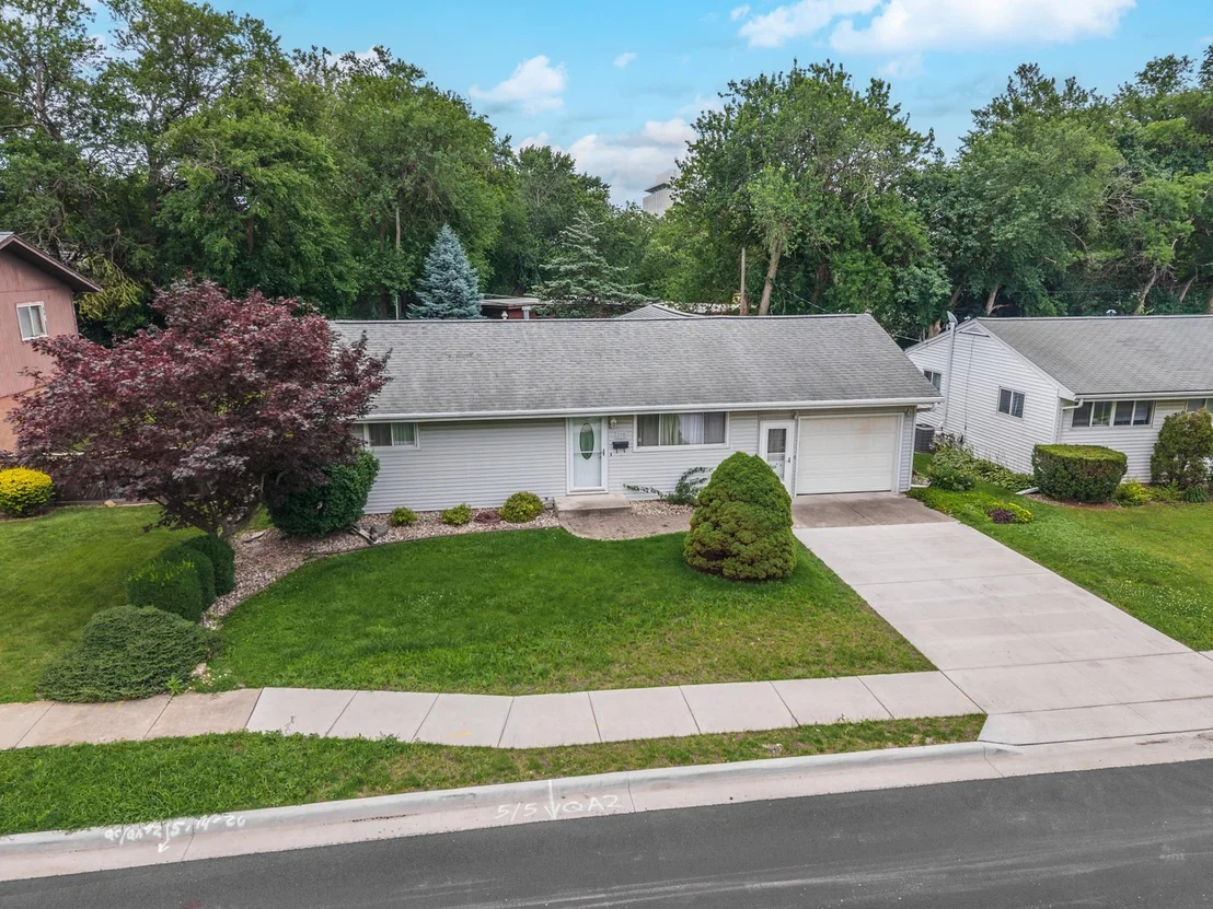 Photo of 218 N Coolidge Street