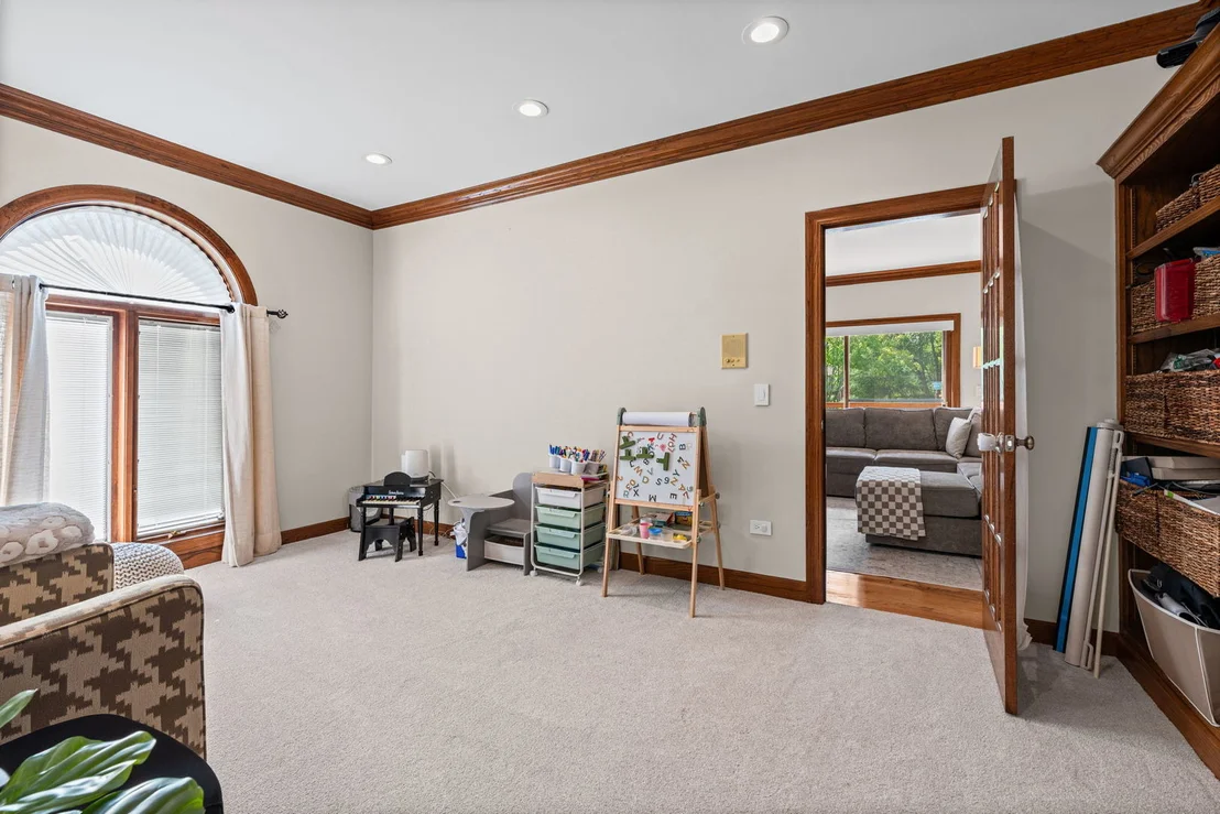 Photo of 5657 Oakwood Circle