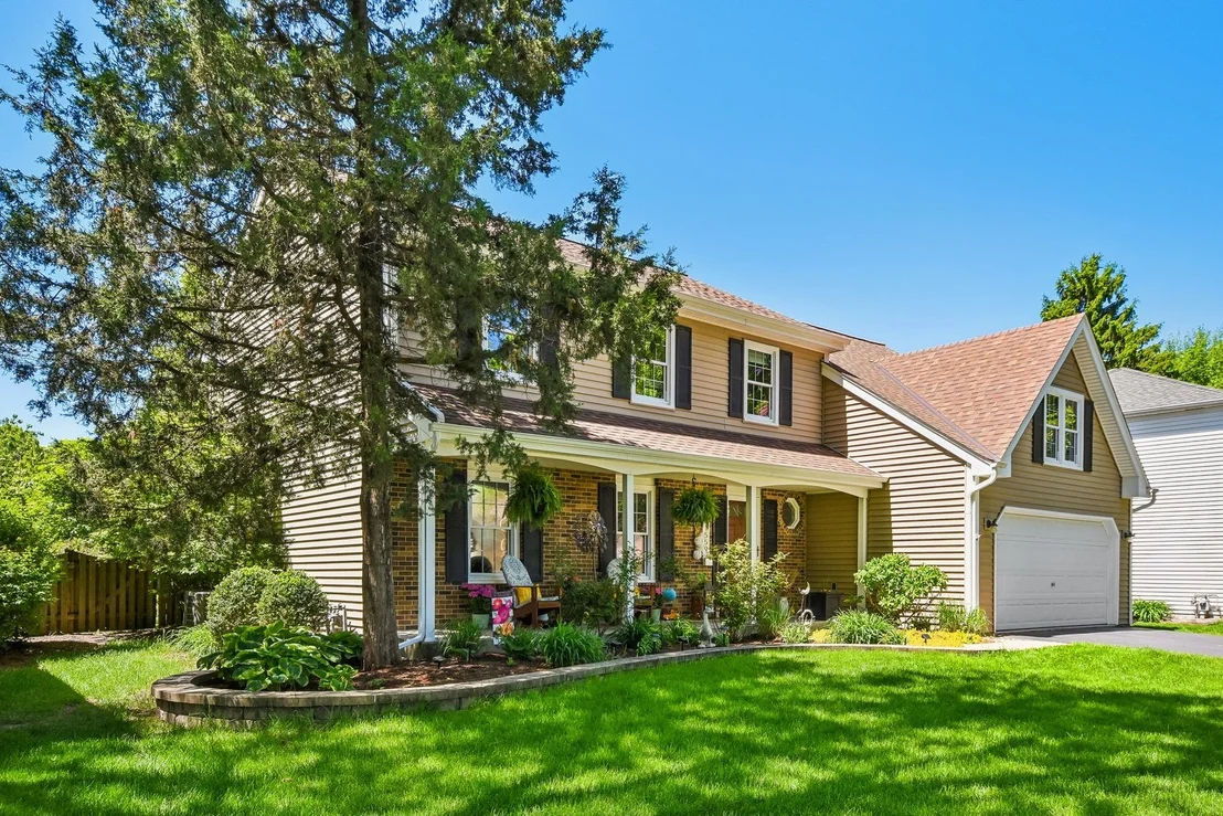 Photo of 1559 Abbotsford Drive