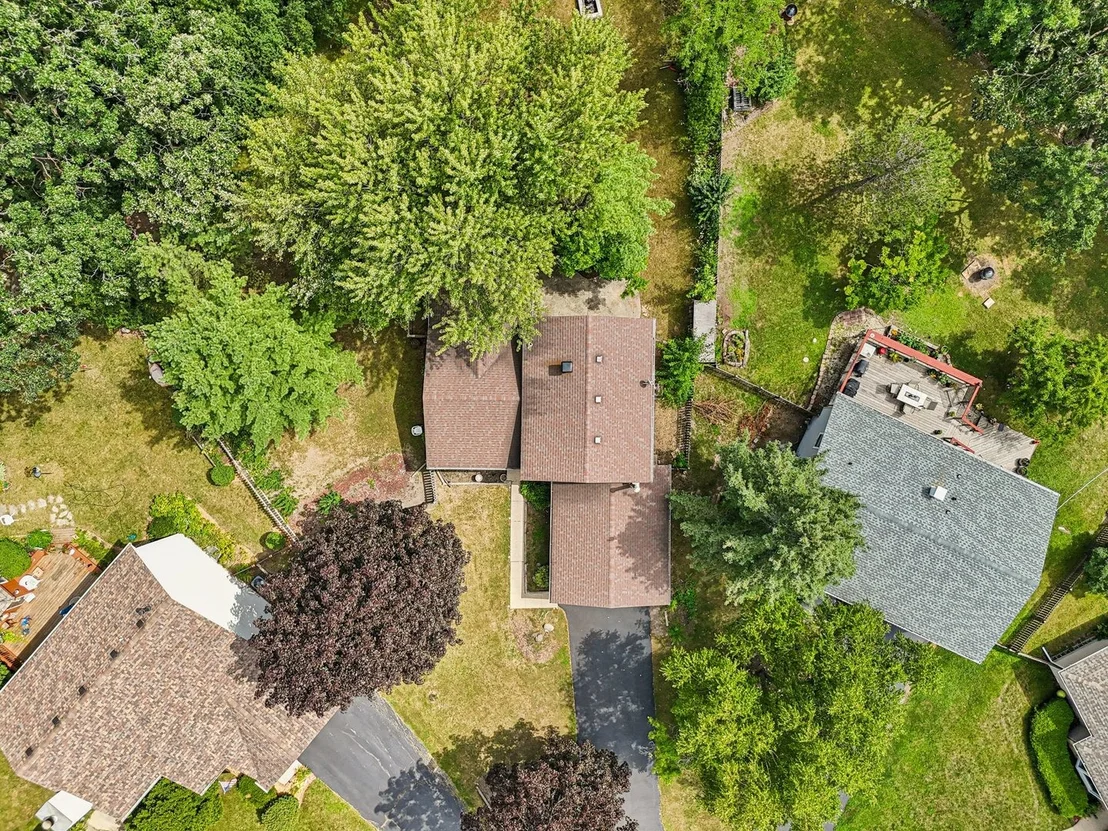 Photo of 710 Greenbriar Lane
