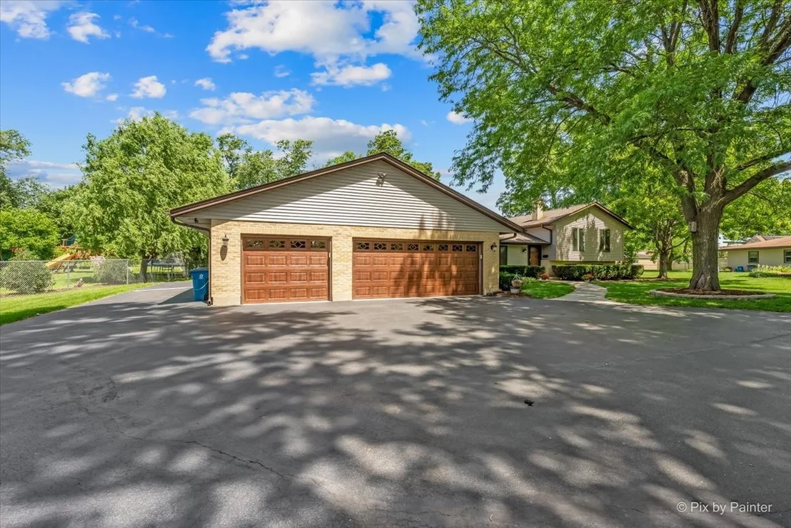 Photo of 152 Jacquelyn Drive