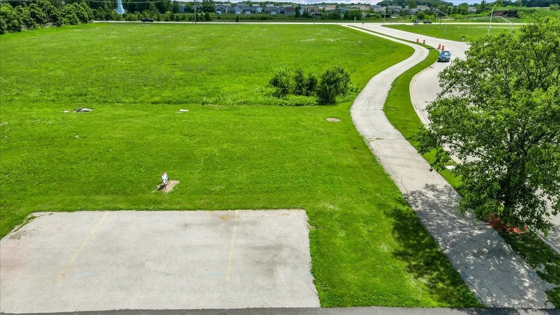 Photo of 2072 Waters Edge Drive