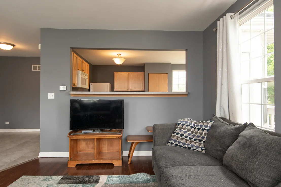Photo of 867 Symphony Drive