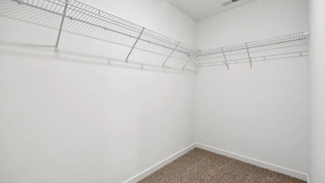 Photo of 998 Emerald Drive