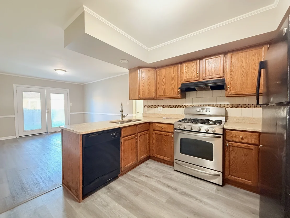 Photo of 20137 Sequoia Avenue