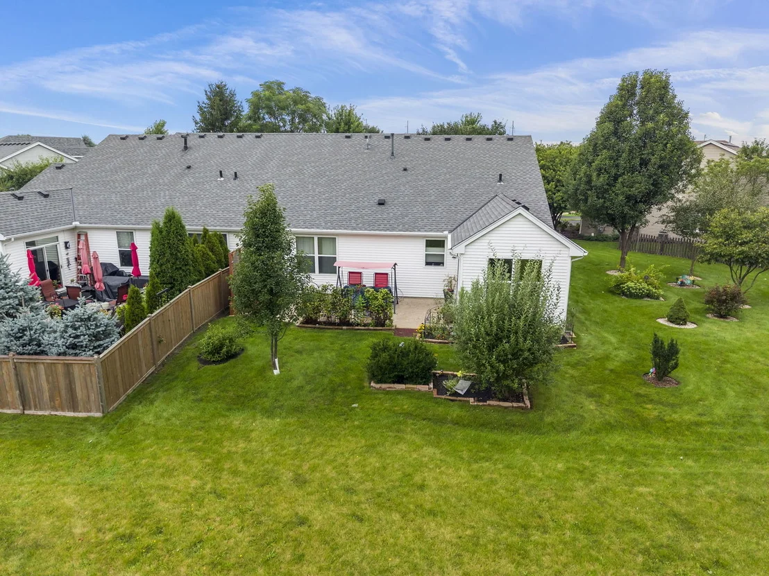 Photo of 784 Bellevue Circle
