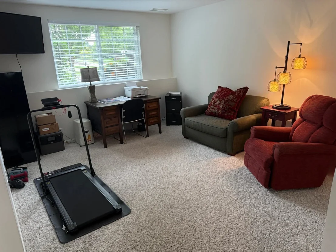 Photo of 995 Reserve Drive
