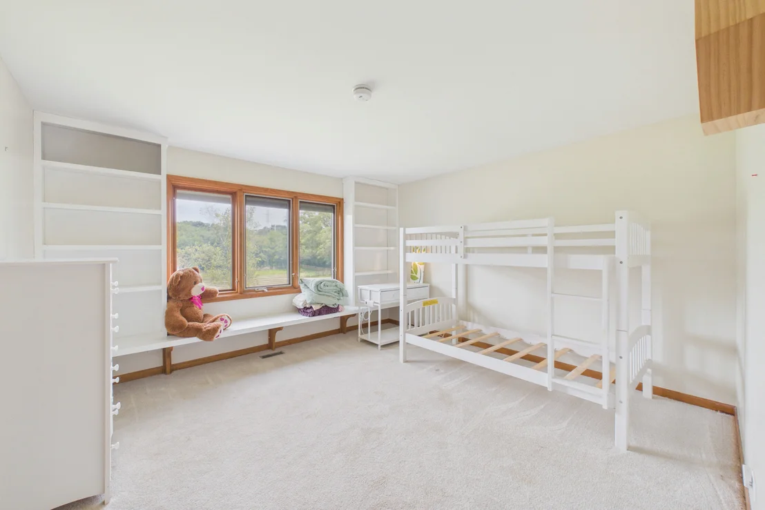 Photo of 122 Deepwood Road
