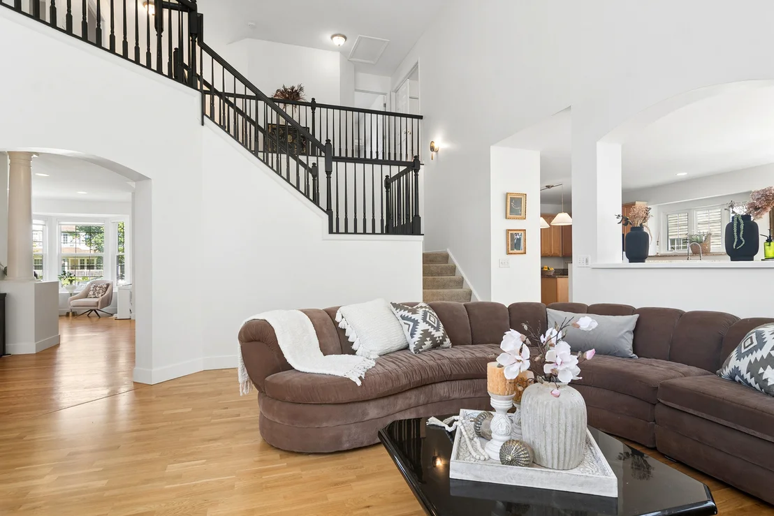 Photo of 6275 Murifield Drive