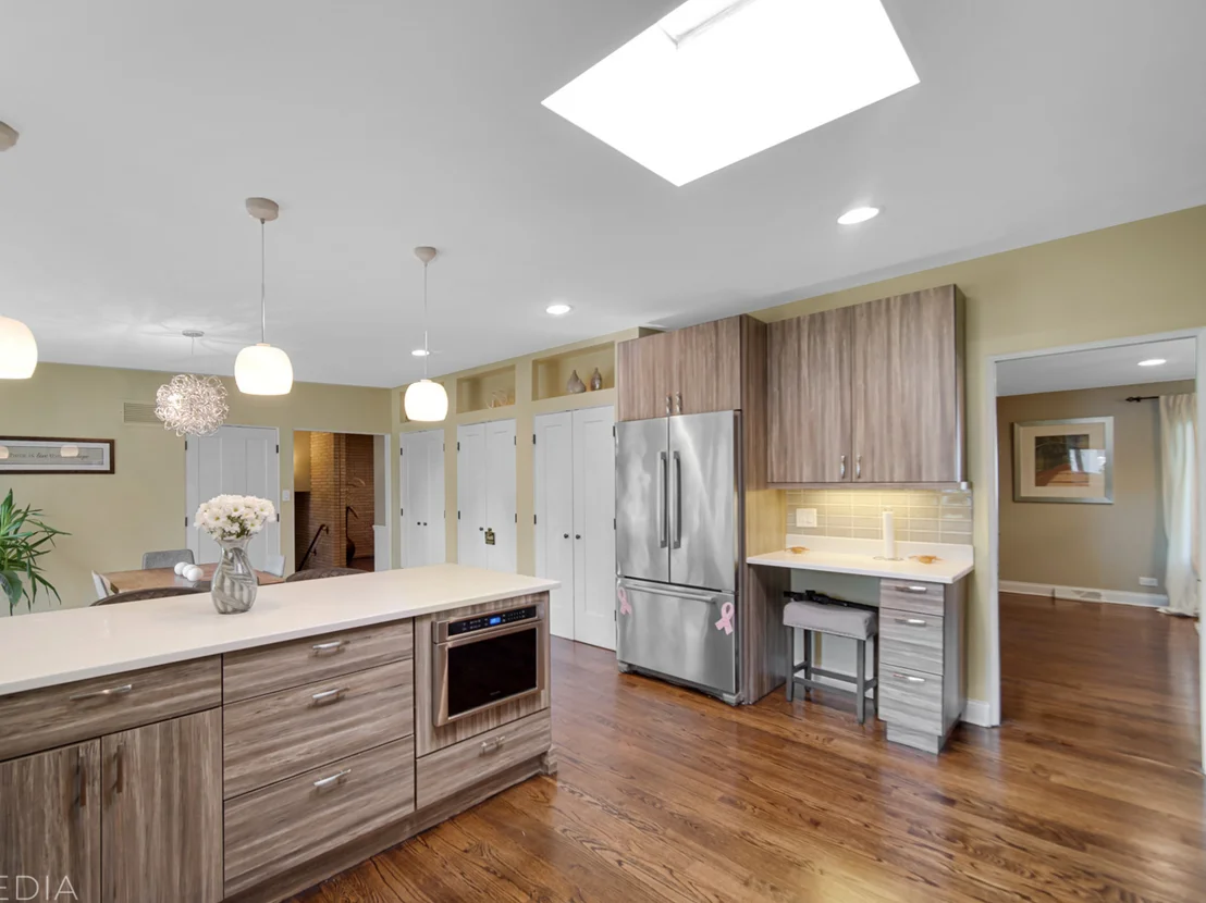 Photo of 2333 Golfview Lane