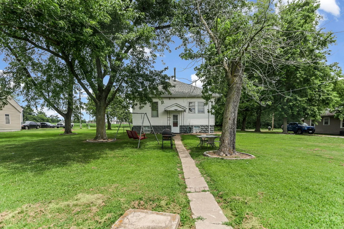 Photo of 1005 W 7th Street