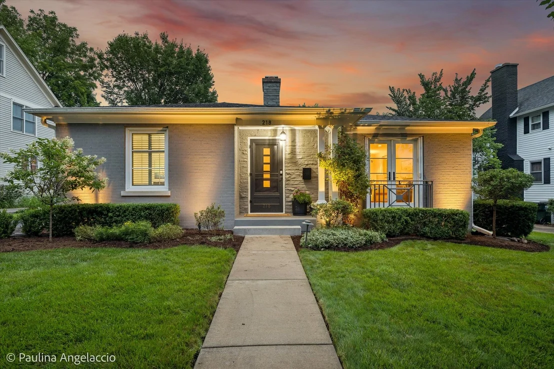 Photo of 218 Coolidge Avenue