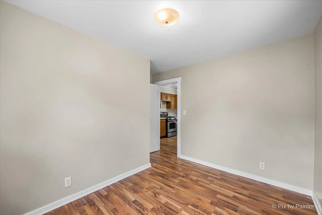 Photo of 746 Parkway Avenue